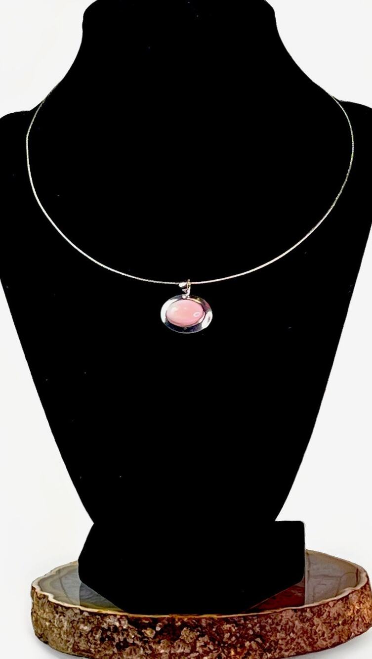 Southwestern Queen Conch Sterling Silver 925 Oval Pendant Necklace Handmade